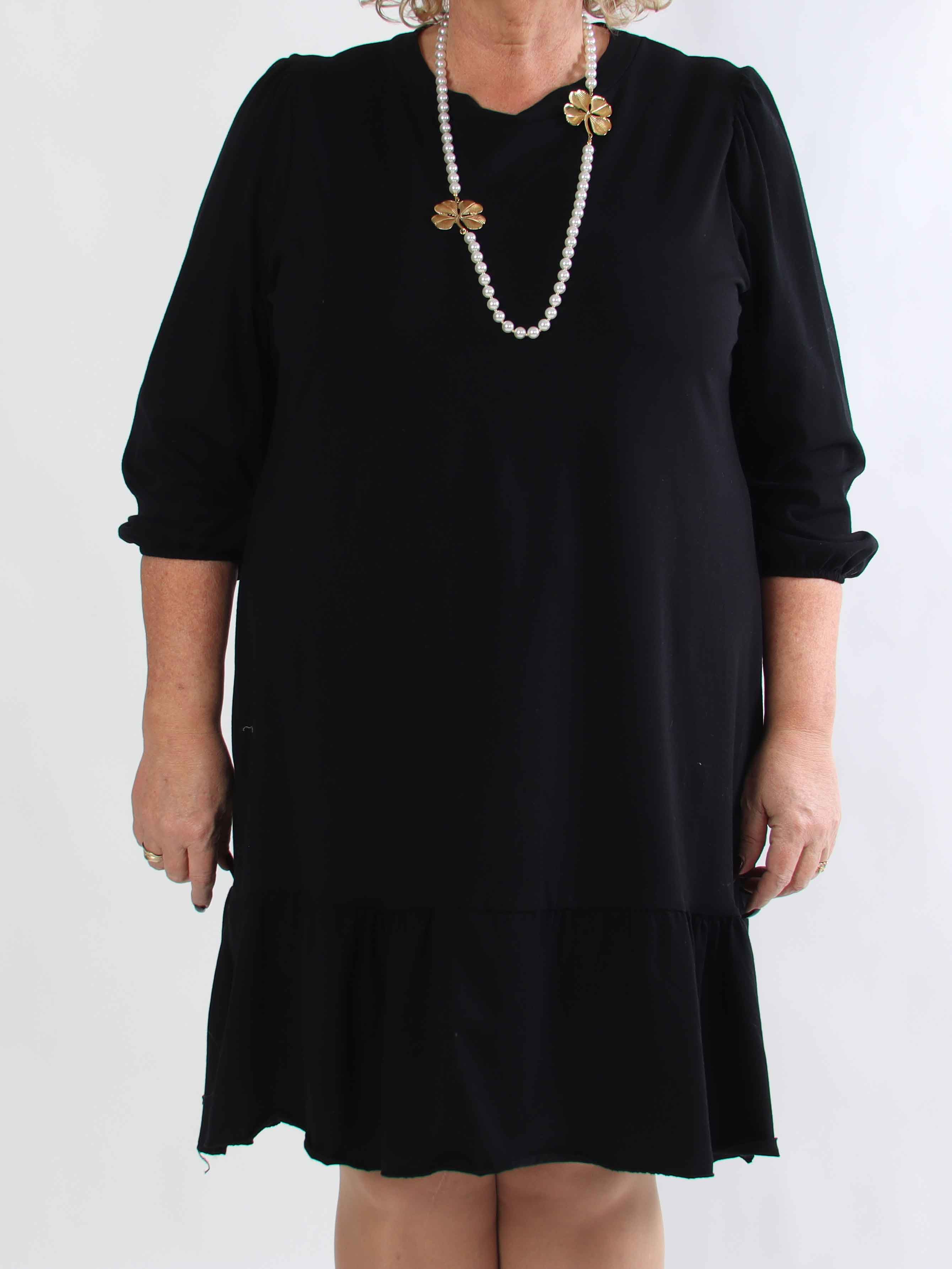 Zafira - Plus size joggingkjole i bomuld med sød flæsekant